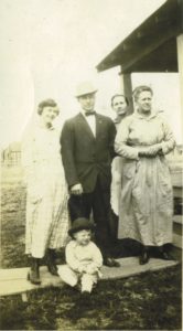 Beulah Irene Snyder, Charles Cossey, John Noble Cannon, Mary Belle Gilbreath and unknown