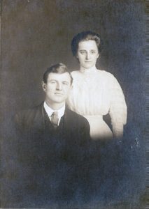 Marriage photo of Eunice Margaret Chapman and Thaddeus Sobieski Snyder